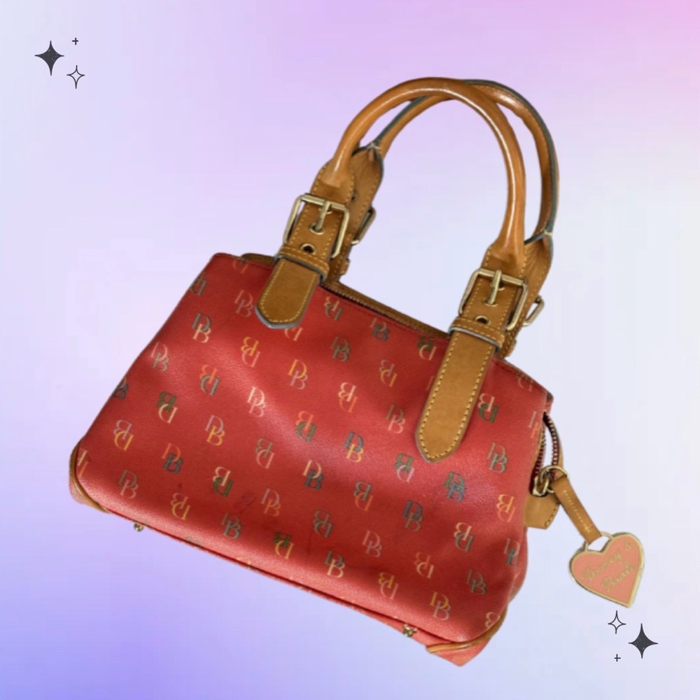 SOLD 🔴Dooney & Bourke vintage y2k Satchel with Tan Trim